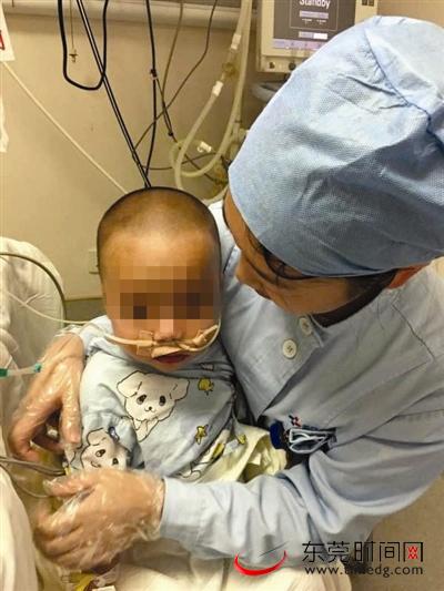 孩子打针起药疹,孩子抽搐奶奶不知所措