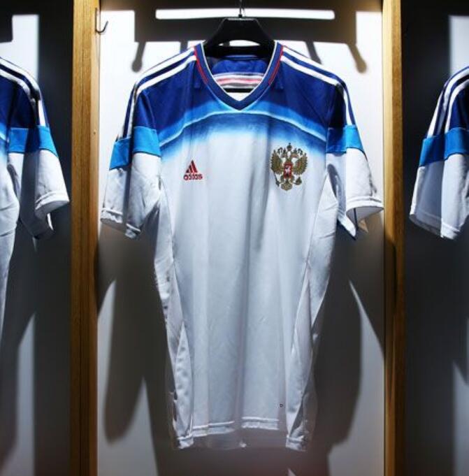 阿迪达斯23号球衣,阿迪达斯3号球衣