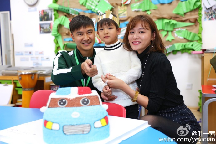 萧敬腾给干爸庆生,萧敬腾为干女儿留房子