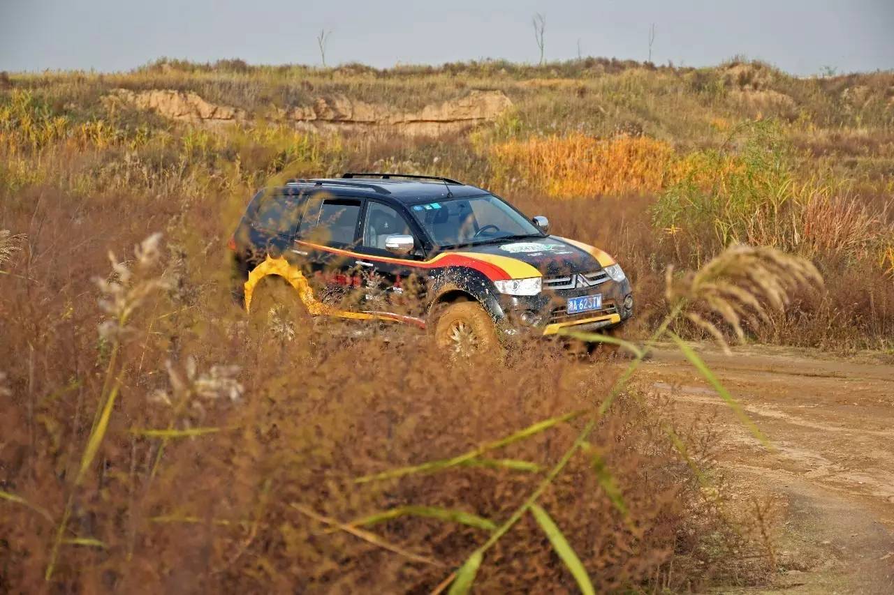 帕杰罗劲畅沉浸式体验,2022款帕杰罗劲畅试驾视频