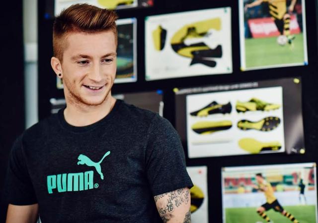 绿茵场足球,绿茵场里的足球