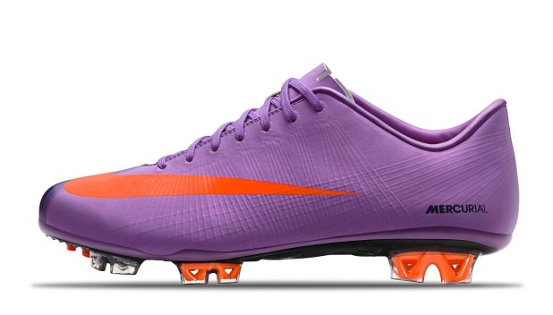 c罗生涯十大经典,c罗职业生涯一共穿过哪些球鞋