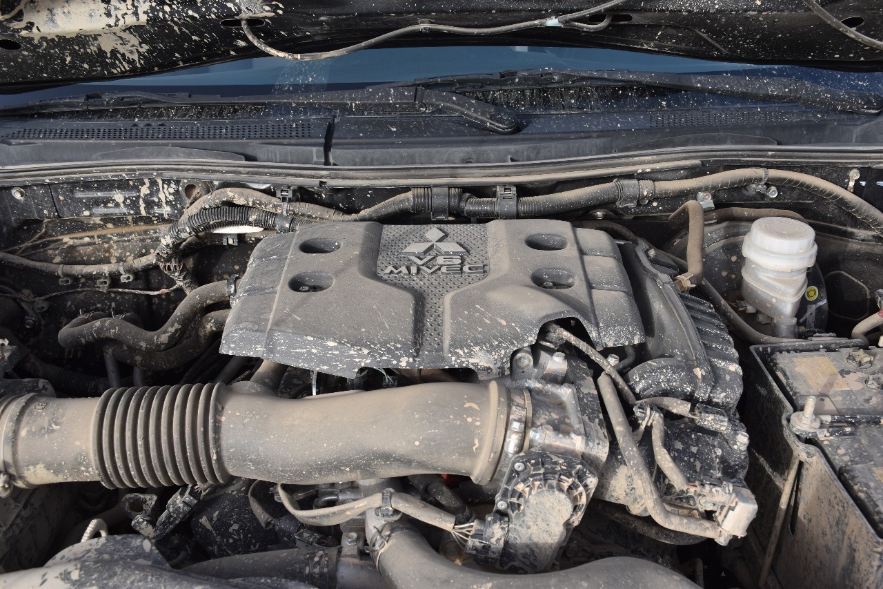 三菱帕杰罗劲畅at35特别版,沉浸式体验帕杰罗劲畅尊贵