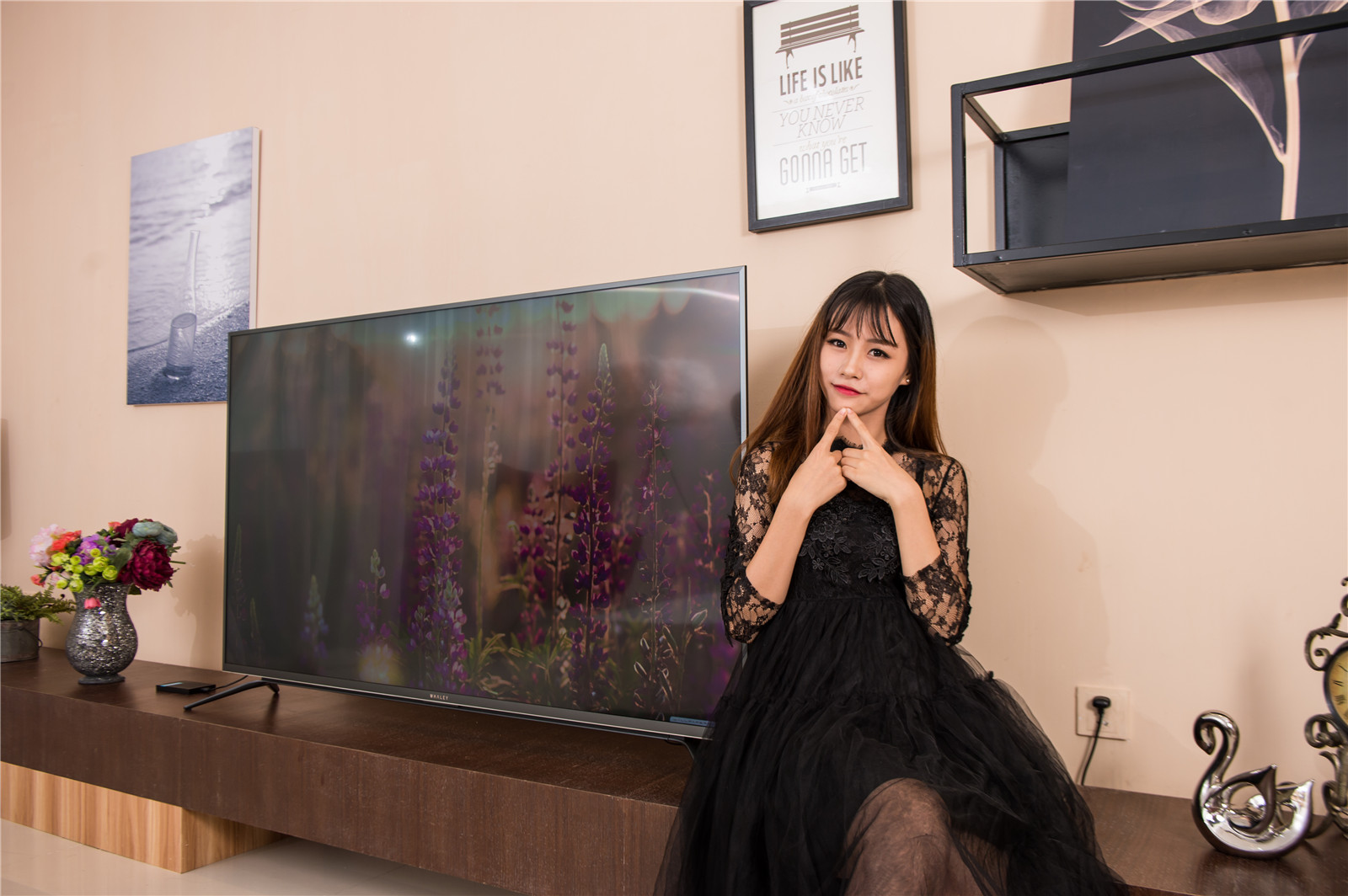 微鲸55寸4k电视用什么屏幕,微鲸65英寸电视