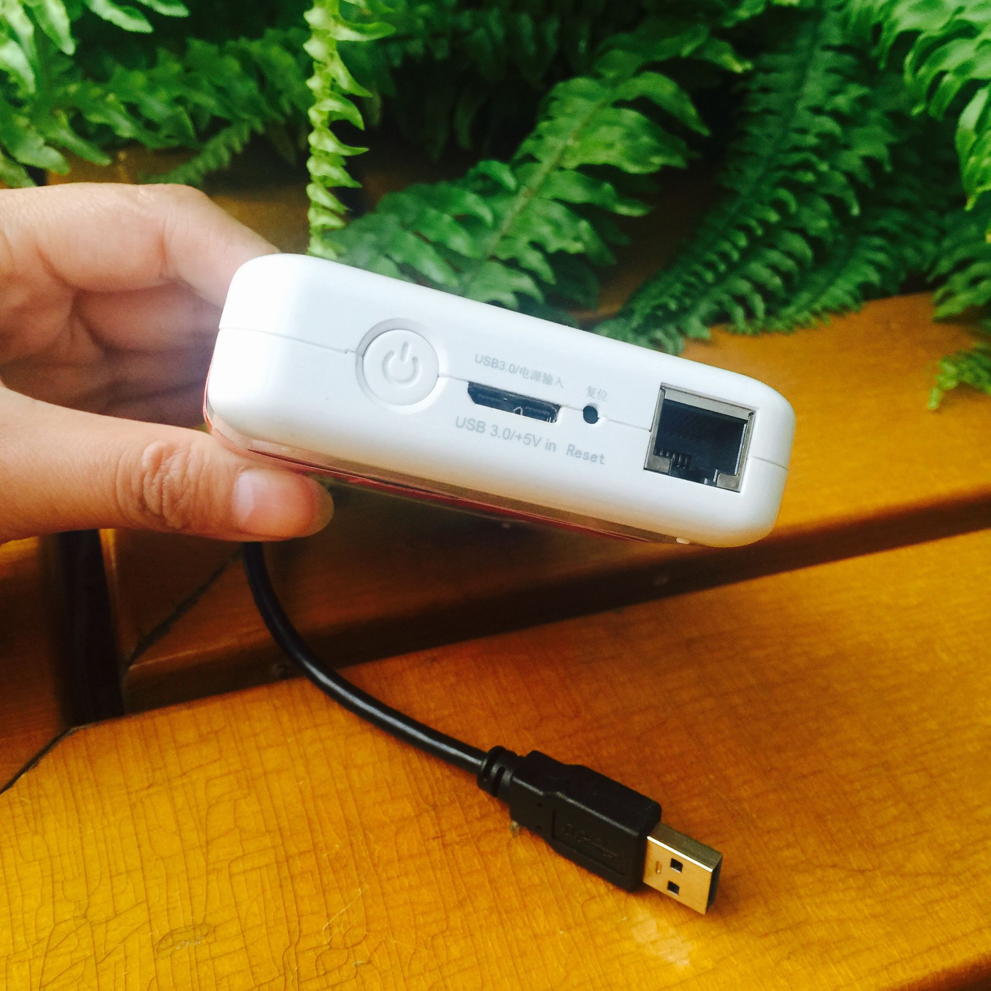 爱国者双usb闪存盘使用教程,爱国者无线硬盘pb726s怎样充电