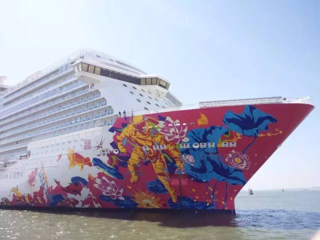 这个传说中的豪华游轮，竟然和我同一天生日