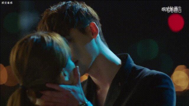 杨幂口红迪奥,杨幂钟爱平价货