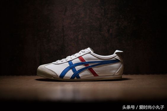 年薪10万职场男士穿衣指南第四弹：能穿一辈子的6款球鞋