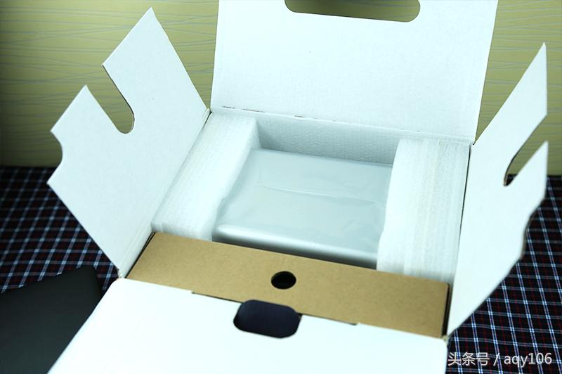 体验简单直接的TerraMasterD2-310