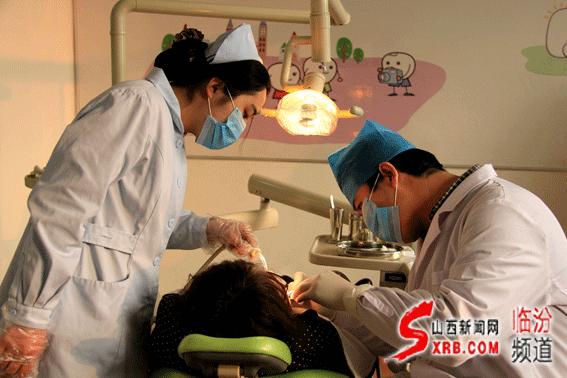 漫漫二十载悠悠医患情——记临汾市建峰齿科医院院长宁建峰