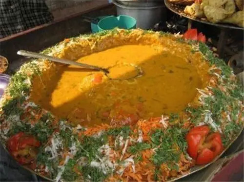 尼泊尔这个国家最喜欢吃什么 (西藏的尼泊尔美食)