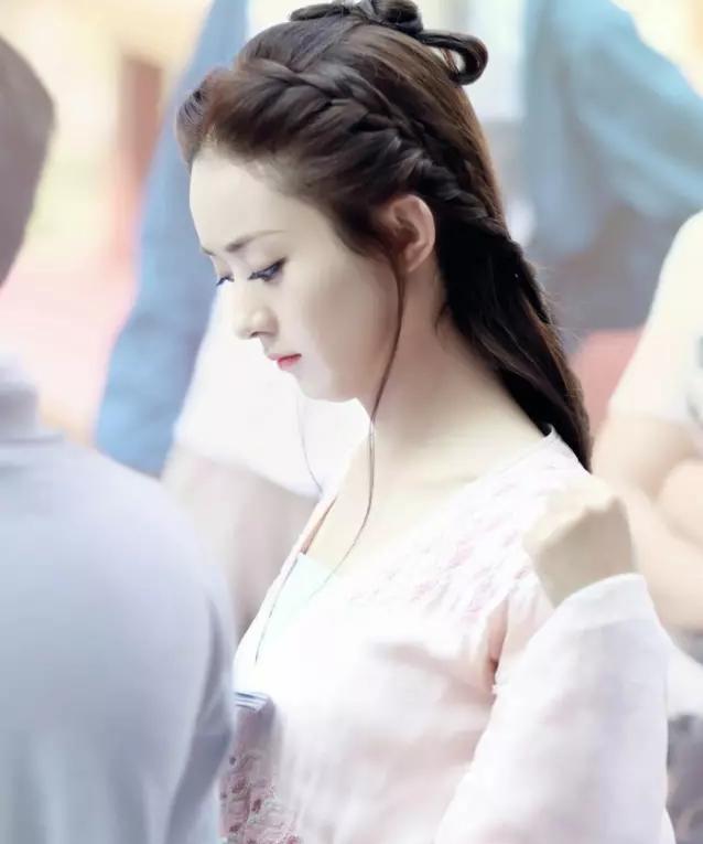 长包子脸适合什么发型,适合包子脸的头型