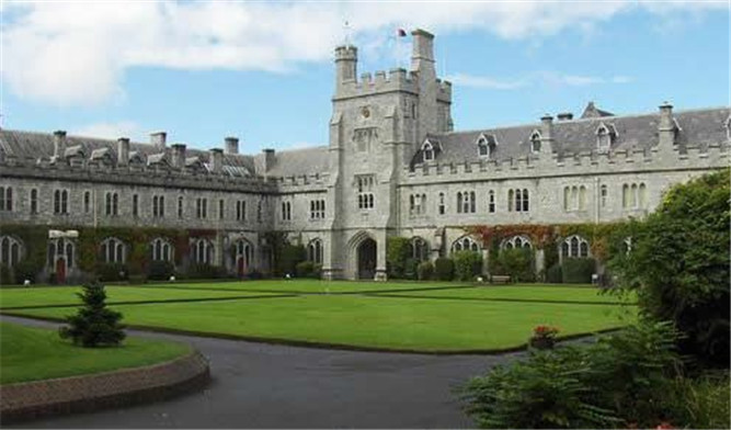 莱斯特大学在英国的位置,英国莱斯特有几所大学