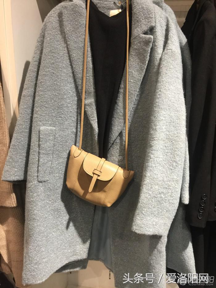 实拍：在洛阳200和2000的大衣到底哪不同，真相在这