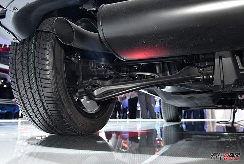 广州车展小男孩,新到2016年福特翼博