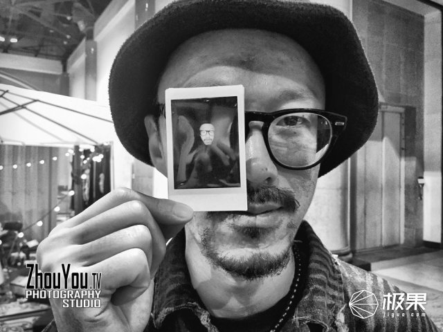 复古拍立得照片玩法,一键剪同款拍立得创意无极限