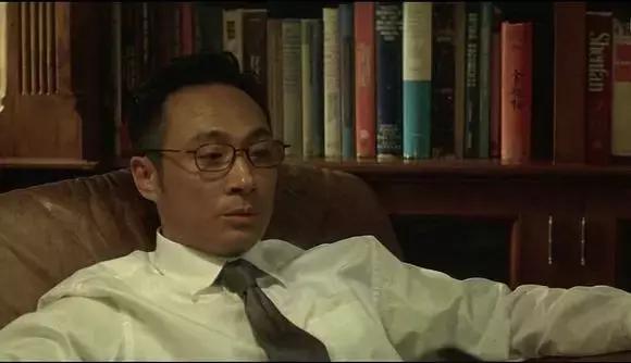 香港黑帮电影中的各个大佬,香港电影中最经典的黑帮大佬形象