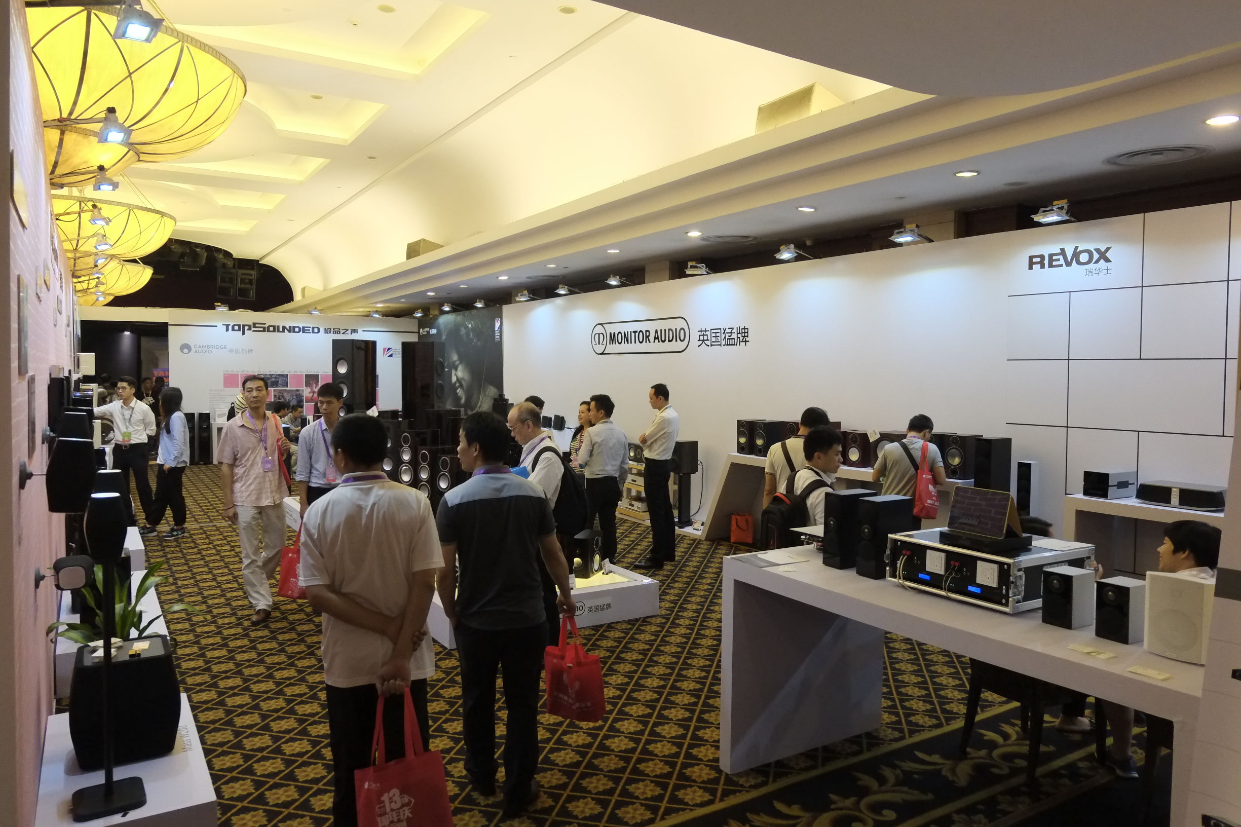 世界顶级音响博览会,世界顶级汽车音响展