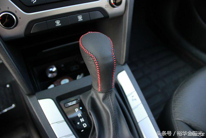 领动豪华版功能介绍,领动内饰改动