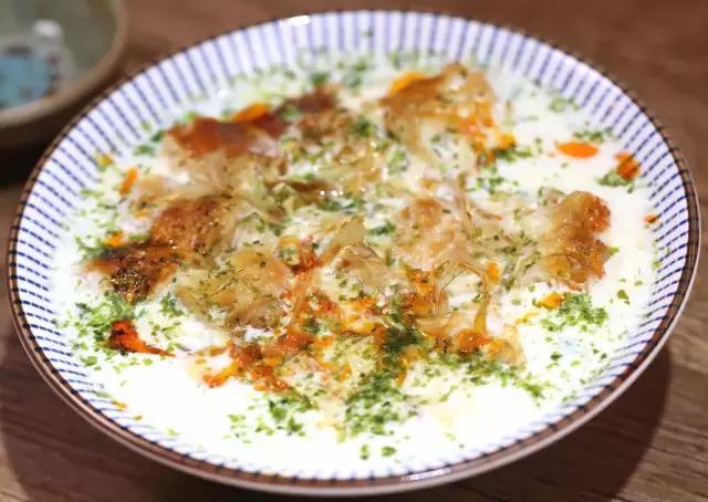 当过LV旁边的网红店总厨，这个做了30年油条的老头还不服老！