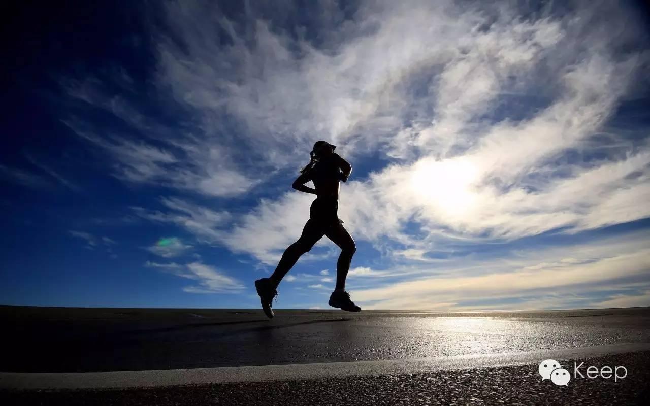 学生党体测1000米穿什么鞋,800米体测速成版快速提分轻松跑完