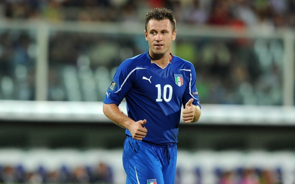 足坛6大恶人,足坛坏小子军团伊布佩佩