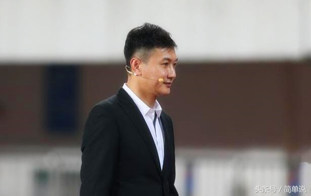 最有名的足球评论员,央视最受欢迎的足球解说员排行榜