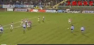 卡洛斯任意球弧线分析,任意球名场面卡洛斯