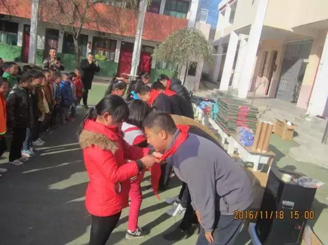 吉利汽车捐款捐了多少,吉利汽车捐款河南