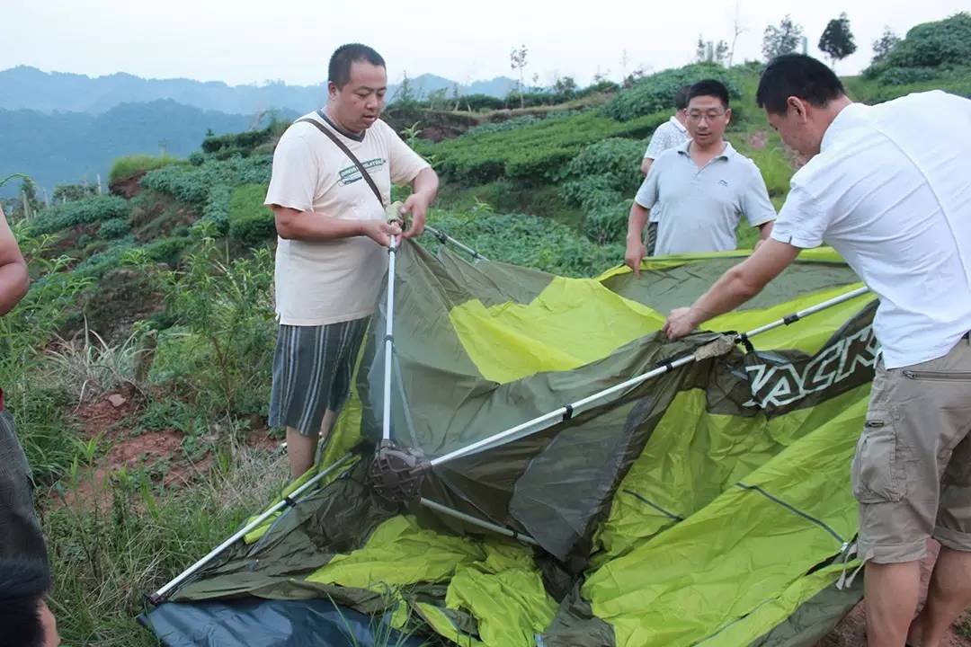 在蒙顶山的守候,蒙顶山晚上