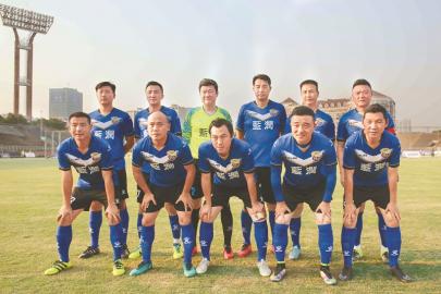 一晃二十年他们仍是足球弄潮儿