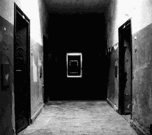 掌握这三点,轻松拯救你家阴暗长过道