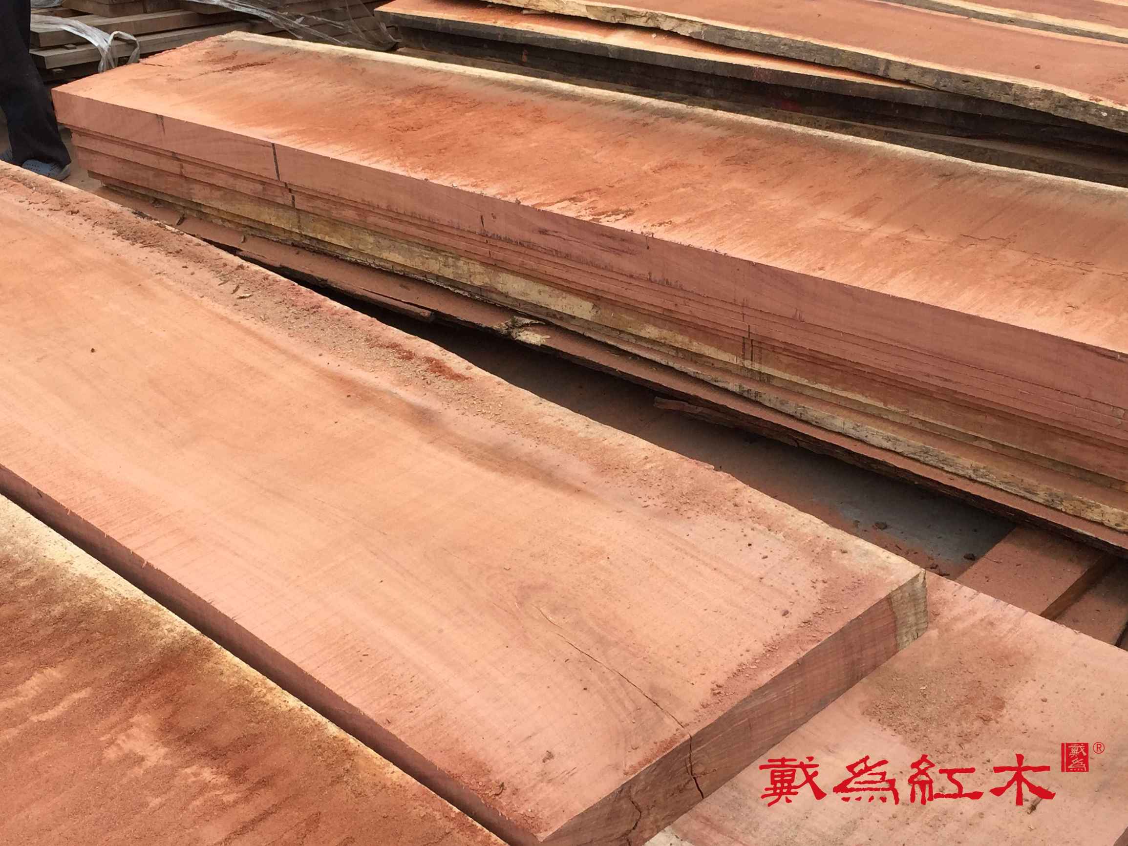 大果紫檀能做出小叶紫檀的效果吗,怎么让紫檀变得有光泽