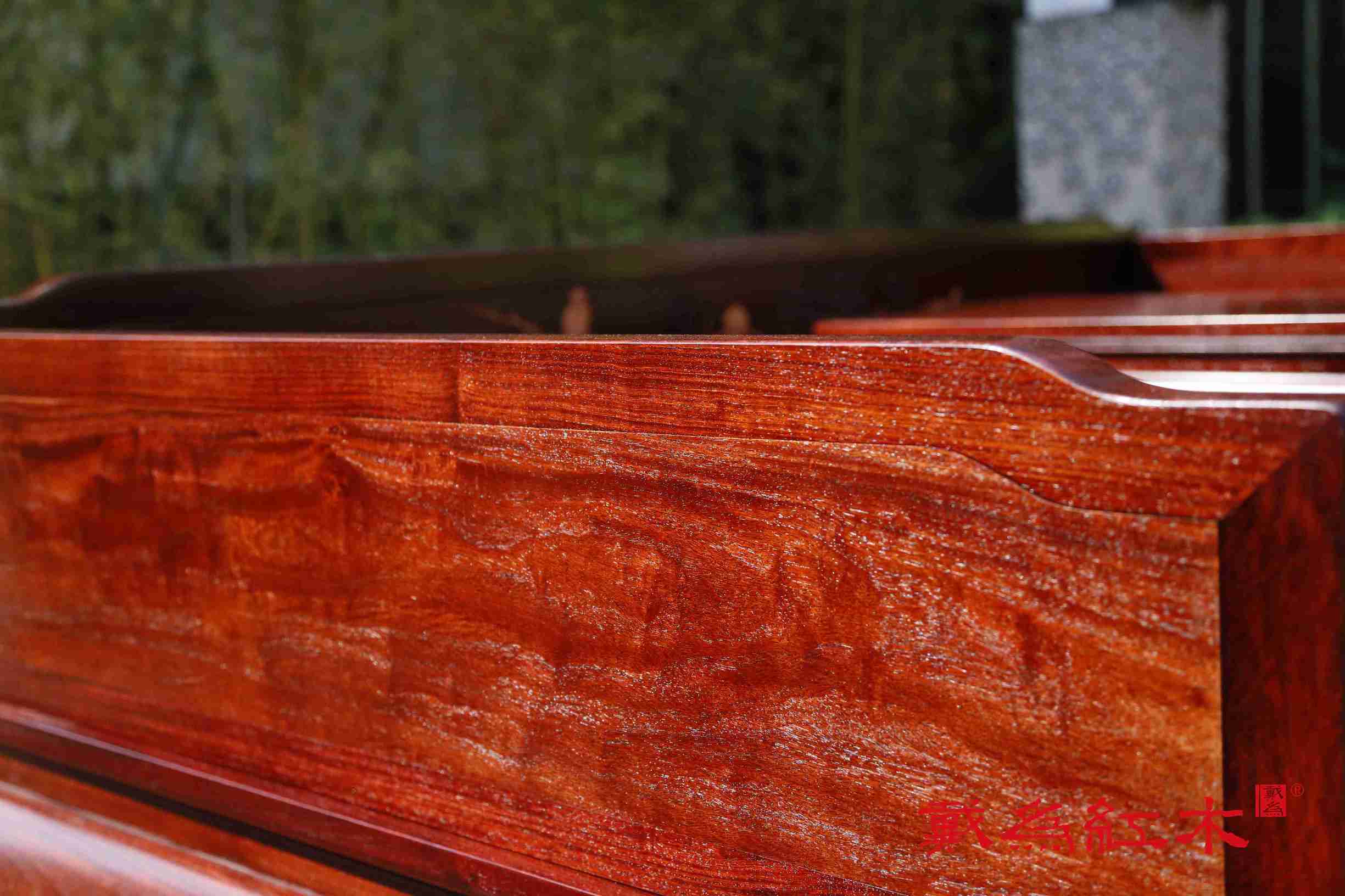 大果紫檀能做出小叶紫檀的效果吗,怎么让紫檀变得有光泽