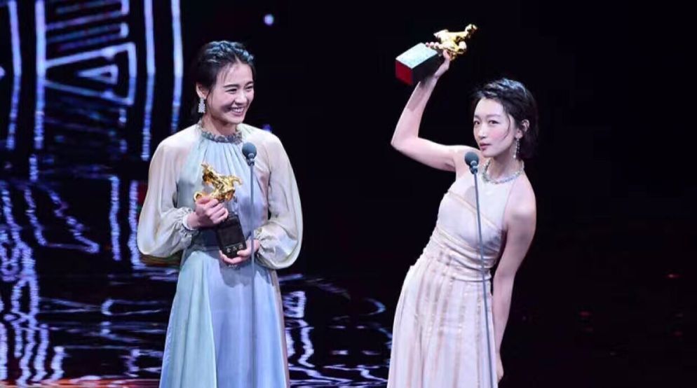 周冬雨电影里的一句话,周冬雨和林依晨