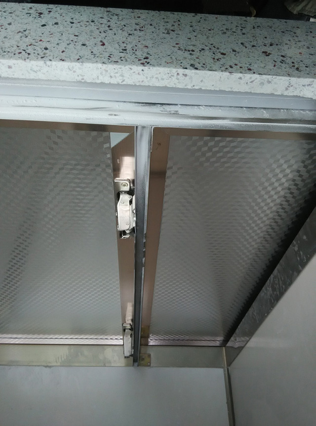 铝合金陶瓷橱柜安装过程,陶瓷铝合金橱柜安装方法