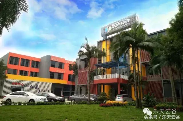 burberry气垫唇釉10号色平替,burberry唇釉93号色有两种吗