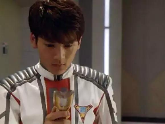 别说林宥嘉了，连迪迦奥特曼都结婚了！还有秋瓷炫……