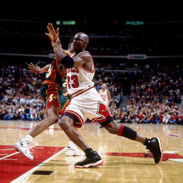 nba球鞋进化,nba球队版精英球袜