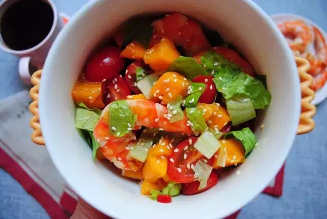 泰式芒果鲜虾沙拉的做法,泰式芒果鲜虾沙拉酱