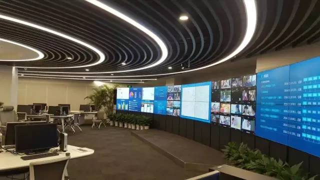 揭开华中最大新媒体平台的所有秘密！憋说话，快点击