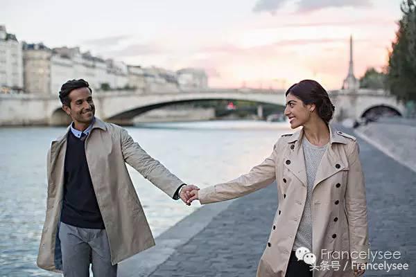 两个中国姑娘的通信:巴黎人很浪漫么?