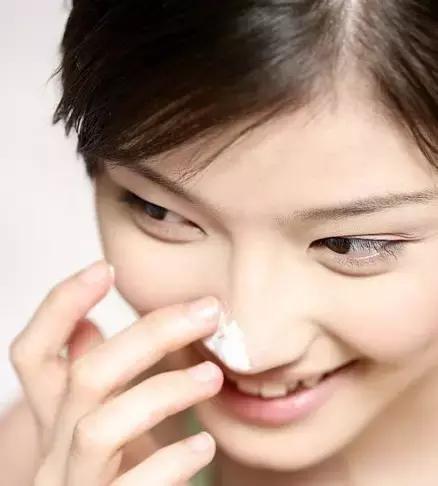 草莓鼻擦什么药有效,去草莓鼻最有效的产品