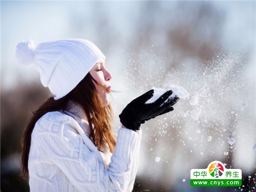 冬天鼻子上火了吃什么降火最快,孕妇冬天上火了吃什么可以降火