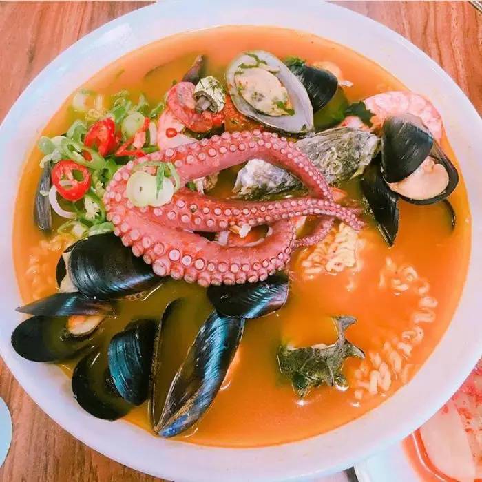 济州岛特色美食视频,济州岛新罗免税店附近美食