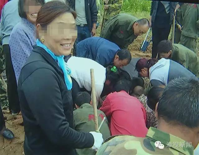 土里面挖出来的古钱币能售卖吗,一村民挖到古钱币专家出千万回收