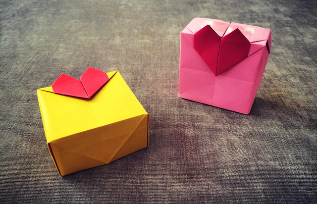 纸在乎你手工折纸大全又一款漂亮的爱心盒子折纸视频图解