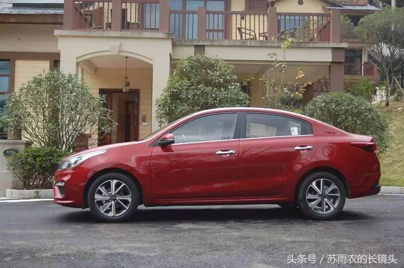 新到一台2012年起亚k2自动1.6高配,最新起亚k2试驾视频跑高速