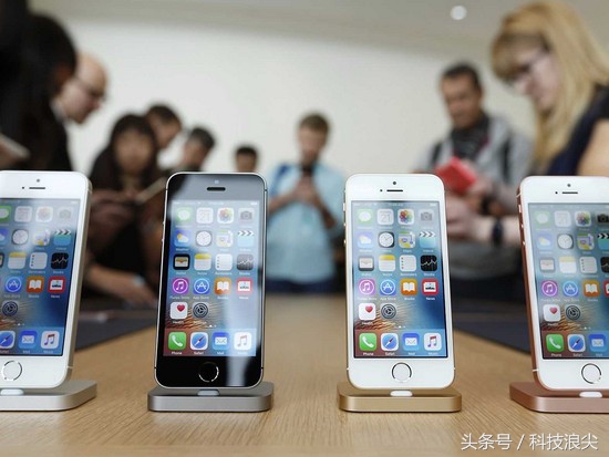 用ipad充电器给iphone充电至80%,ipad的充电器可以为苹果手机充电