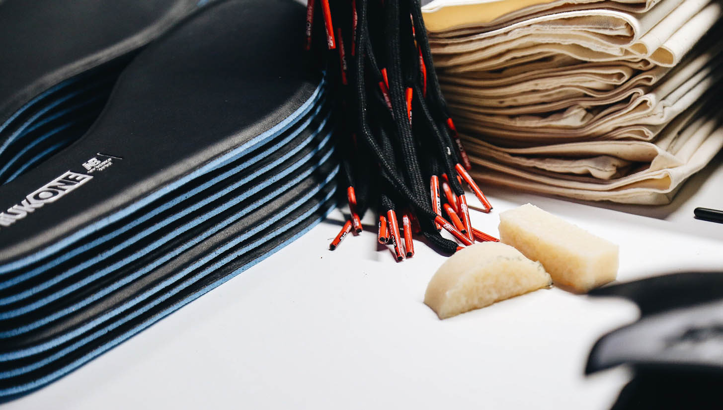 一双球鞋的生产过程,一双球鞋的制作过程